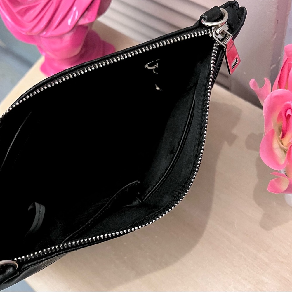 ❤️SONDRA ROBERTS CLUTCH❤️ - Picture 6 of 6